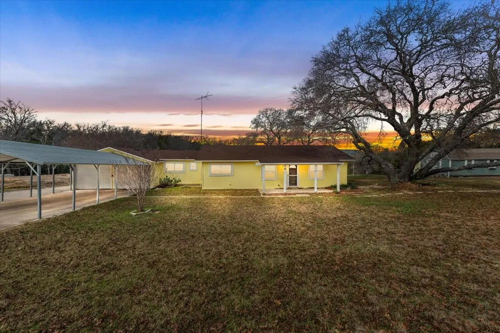 334 County Road 1296 Morgan, TX 76671