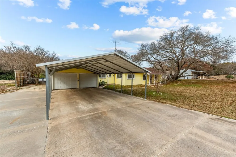 334 County Road 1296 Morgan, TX 76671