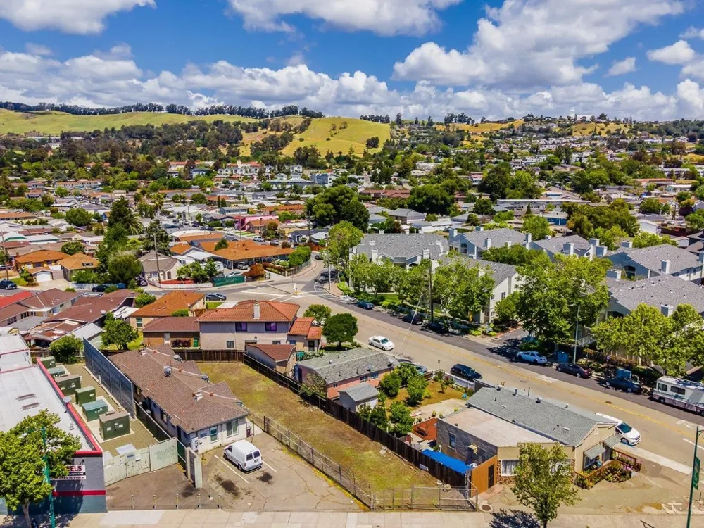 E 14Th St San Lorenzo, CA 94580