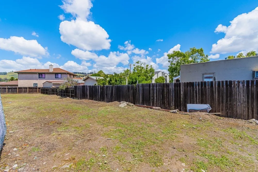 E 14Th St San Lorenzo, CA 94580