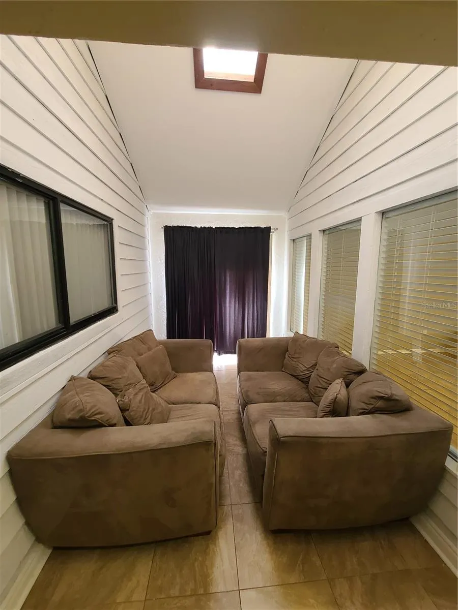 13701 LAZY OAK DRIVE Tampa, FL 33613