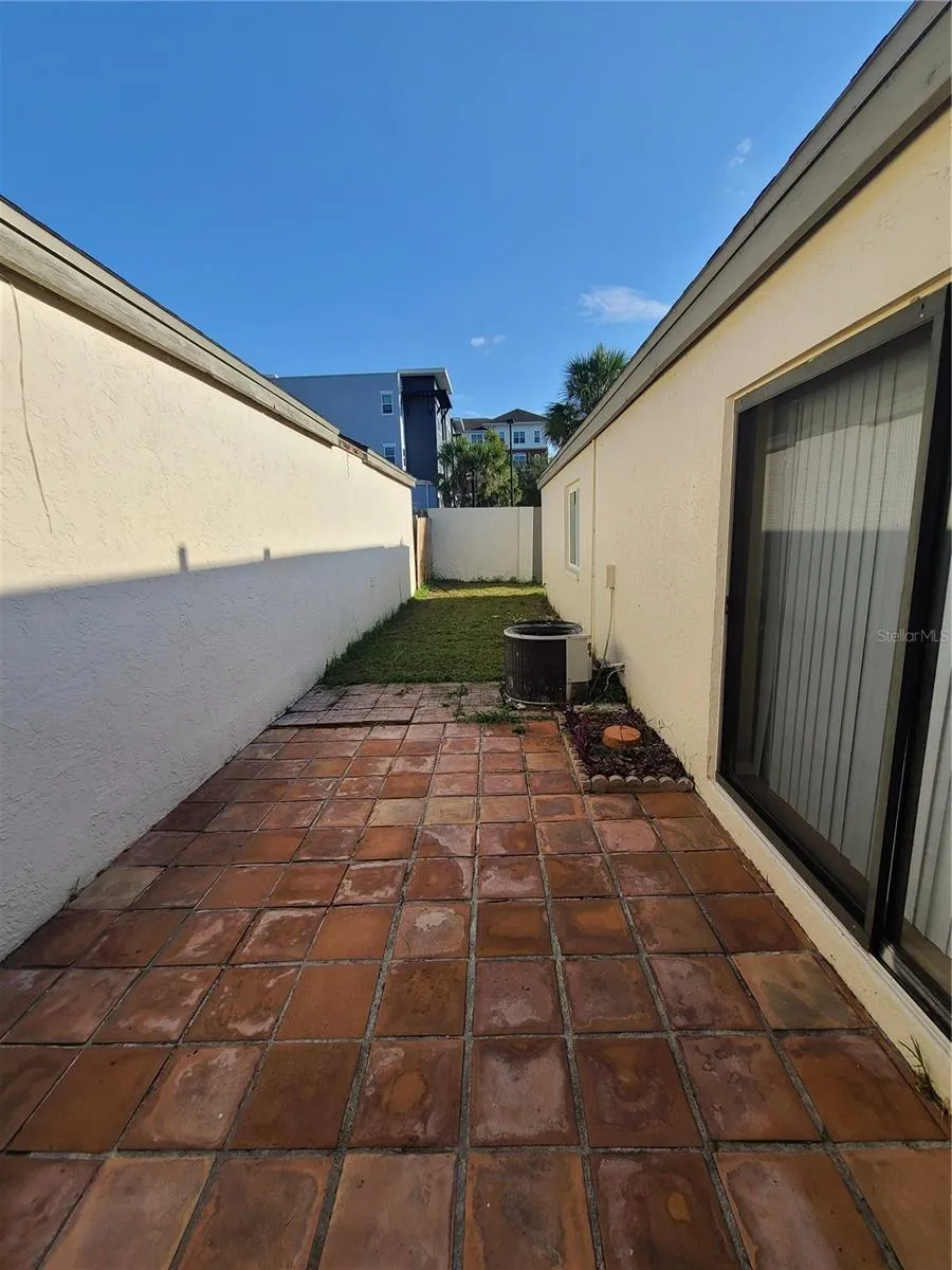 13701 LAZY OAK DRIVE Tampa, FL 33613