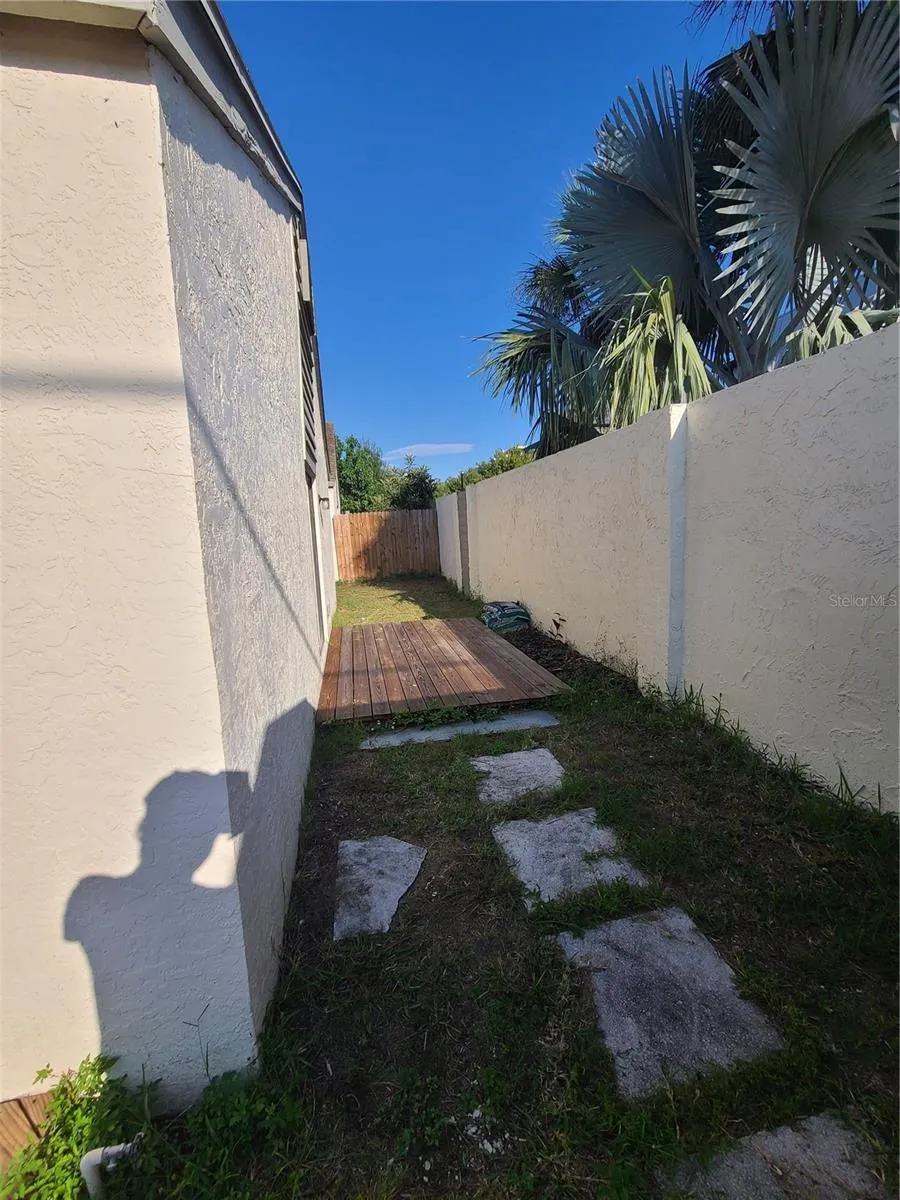 13701 LAZY OAK DRIVE Tampa, FL 33613