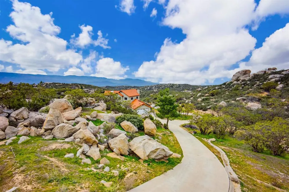 42055 Canyonside Court