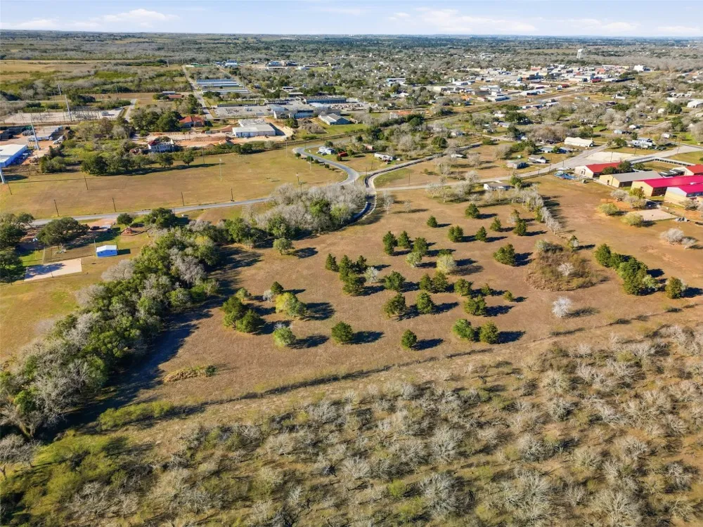 1123 Dunn Street Yoakum, TX 77995