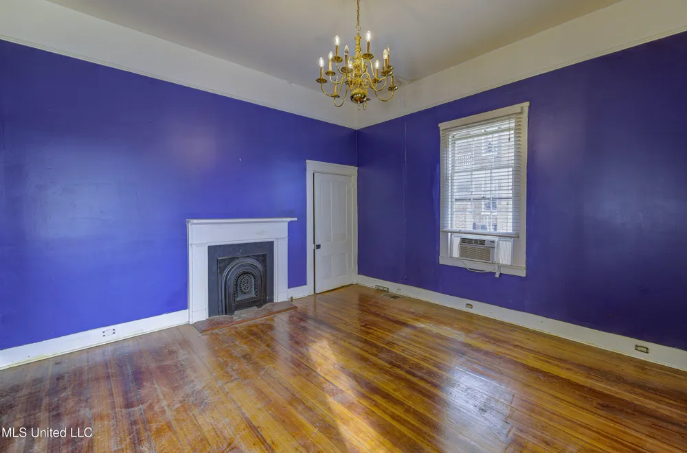 1115 Grove Street Vicksburg, MS 39183