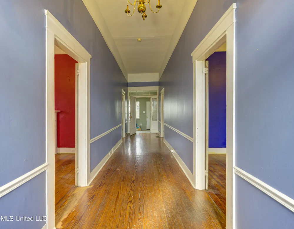 1115 Grove Street Vicksburg, MS 39183