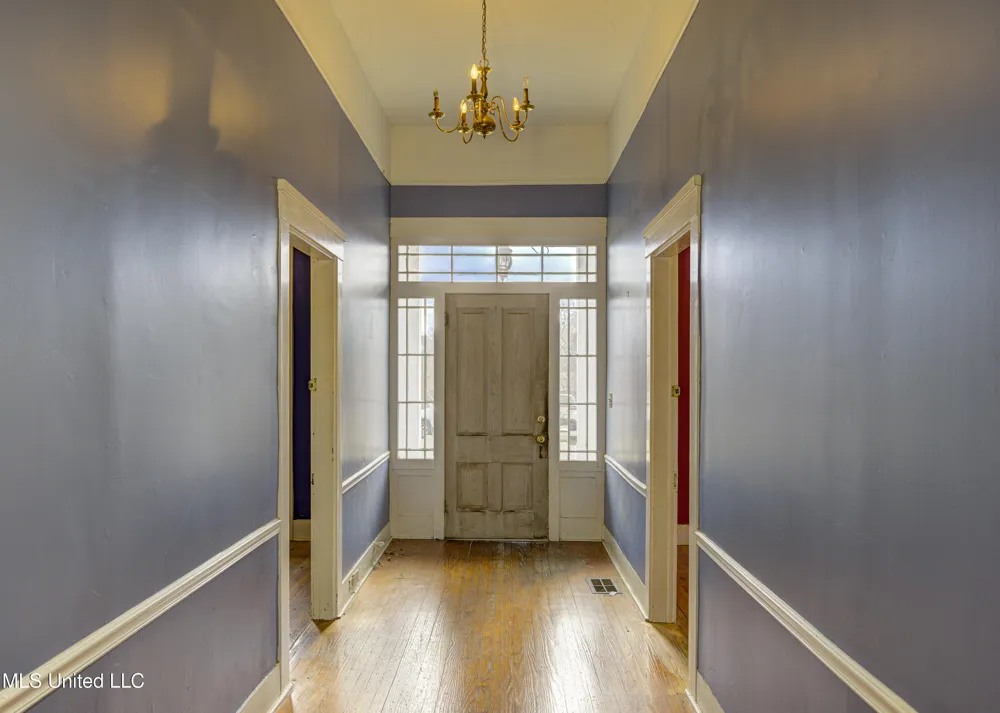 1115 Grove Street Vicksburg, MS 39183