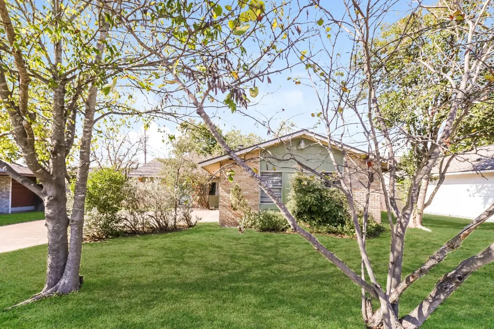 8116 Exmoor Drive #B