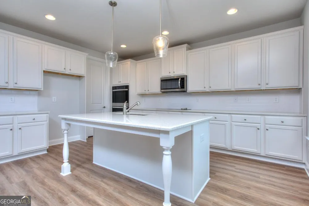 132 Classic Overlook Homer, GA 30547