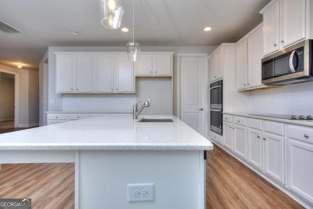 132 Classic Overlook Homer, GA 30547