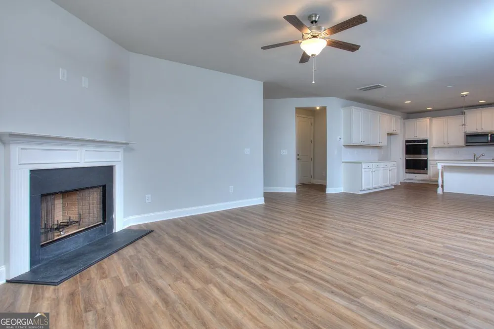 132 Classic Overlook Homer, GA 30547