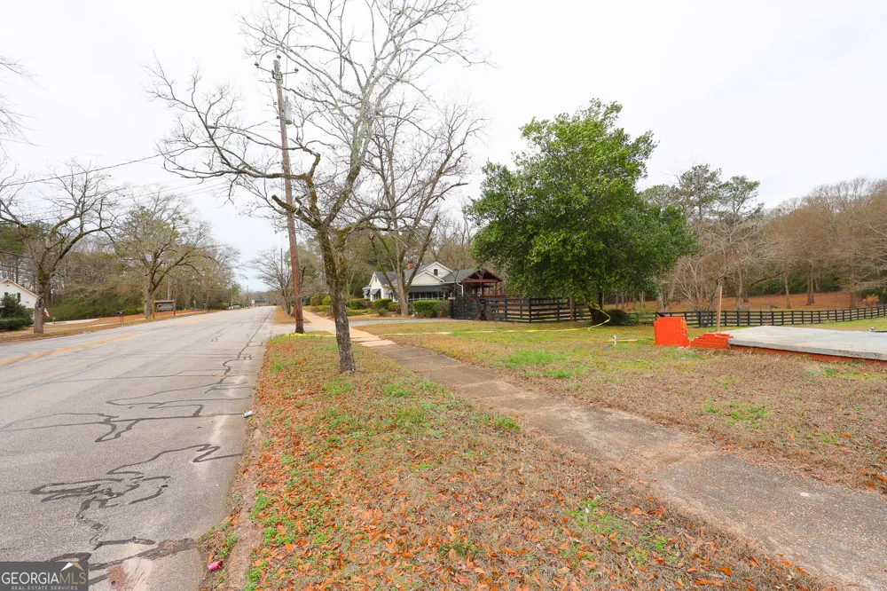 518 W Harris ST Pine Mountain, GA 31822
