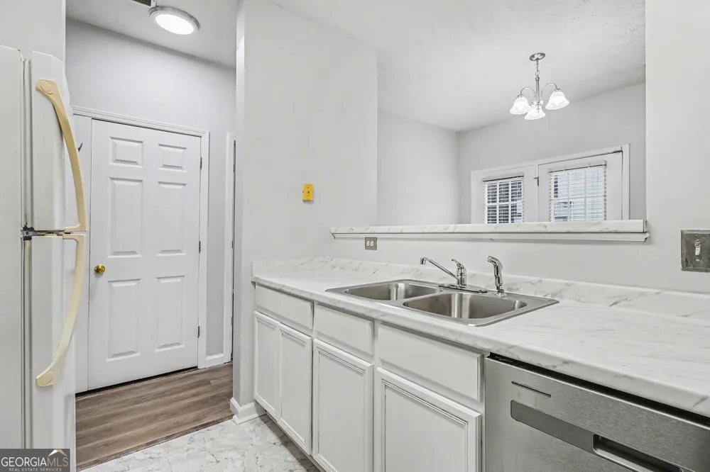 6109 Camden Forrest DR Riverdale, GA 30296