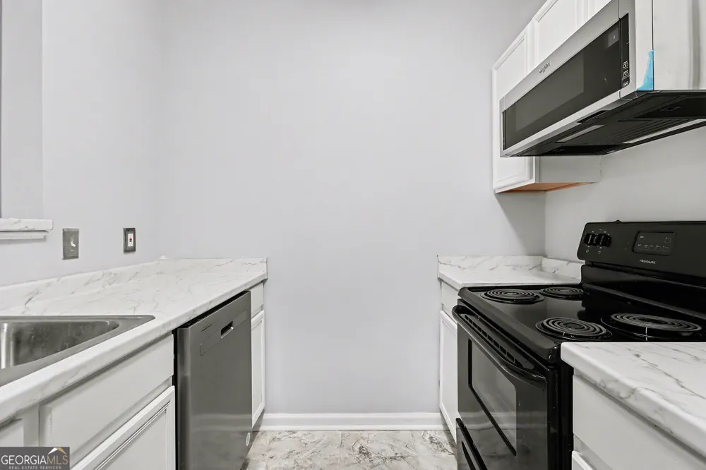 6109 Camden Forrest DR Riverdale, GA 30296