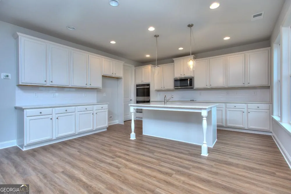 140 Classic Overlook Homer, GA 30547