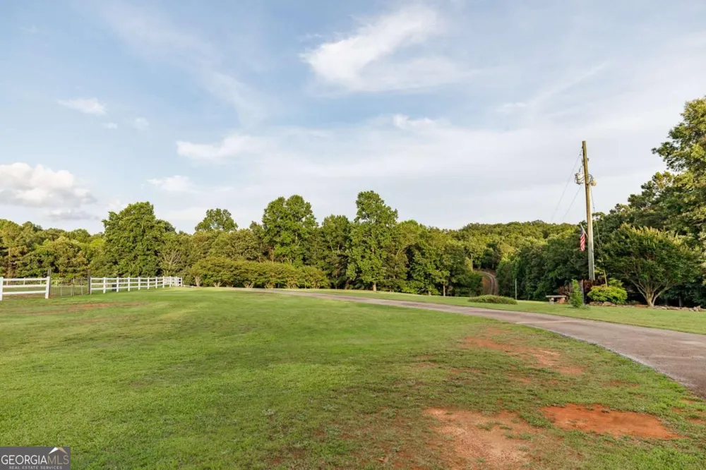706 Sam Bruce RD Royston, GA 30662