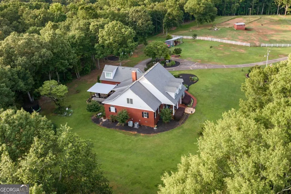 706 Sam Bruce RD Royston, GA 30662