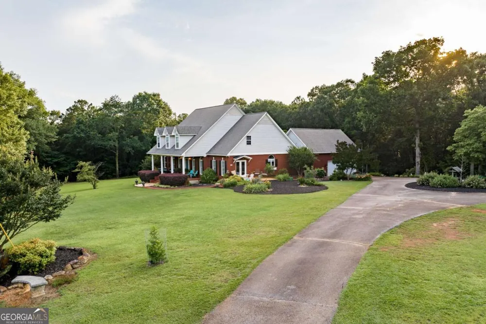 706 Sam Bruce RD Royston, GA 30662