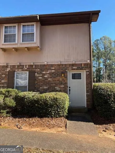 621 Garden Walk DR Stone Mountain, GA 30083