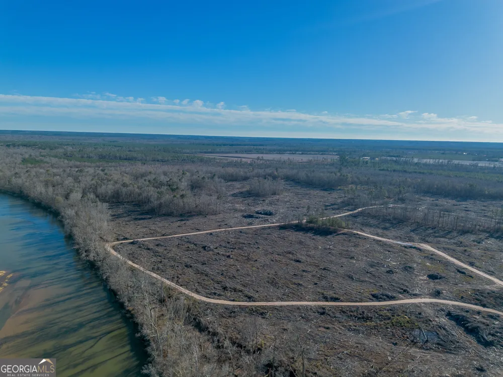 0 Oconee River, Bells Ferry Highway Lumber City, GA 31549