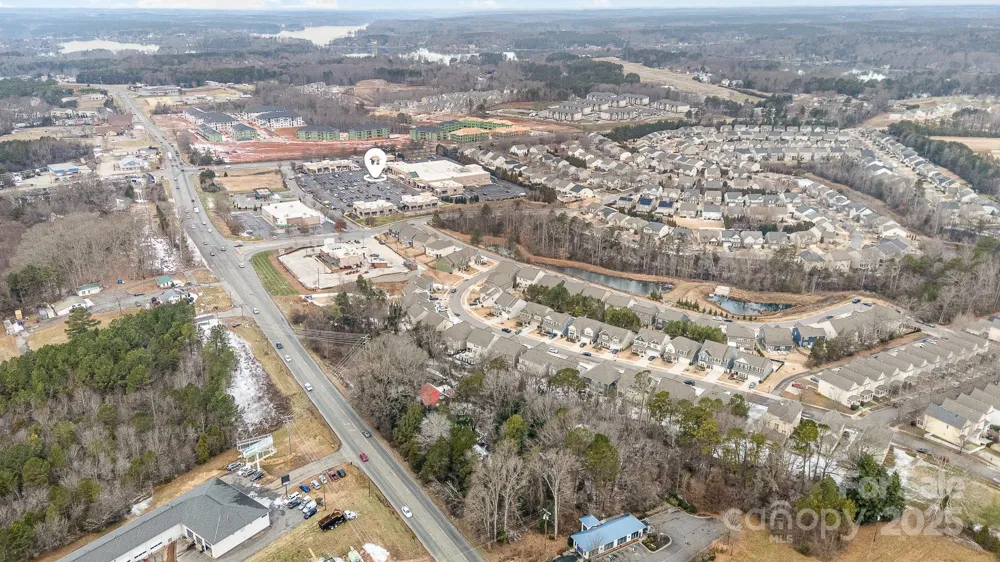882 & 890 River Highway Mooresville, NC 28117