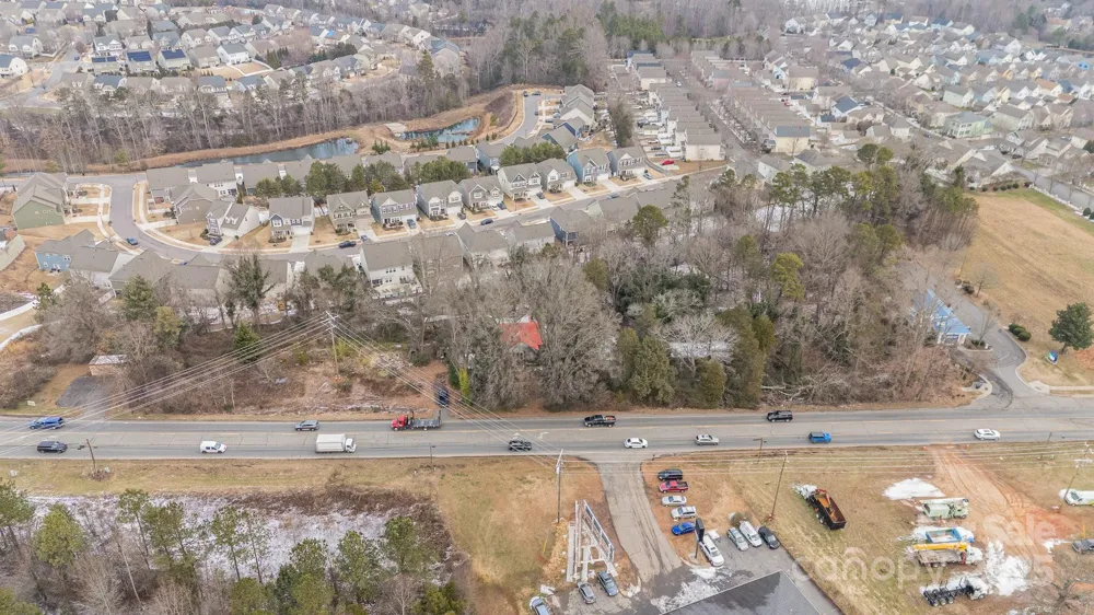 882 & 890 River Highway Mooresville, NC 28117
