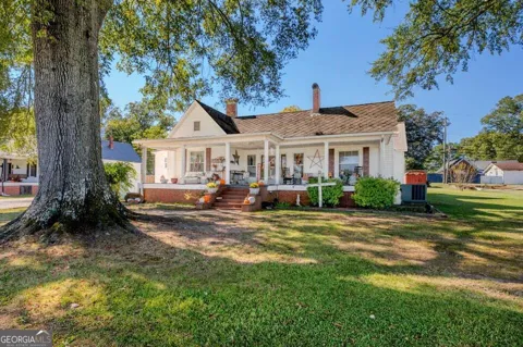 69 Myers AVE