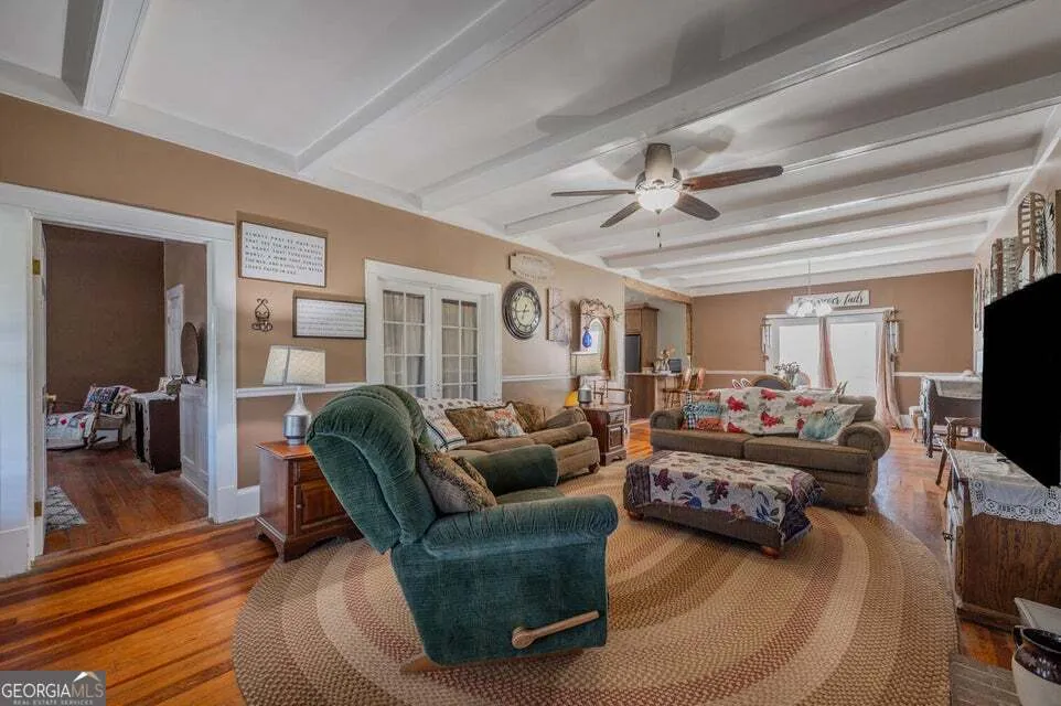 69 Myers AVE Trion, GA 30753