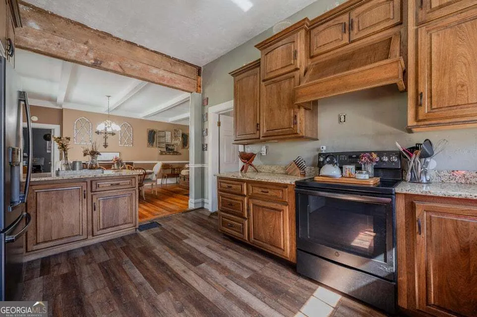 69 Myers AVE Trion, GA 30753