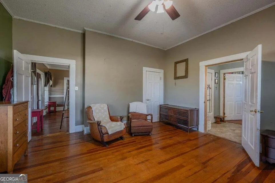 69 Myers AVE Trion, GA 30753