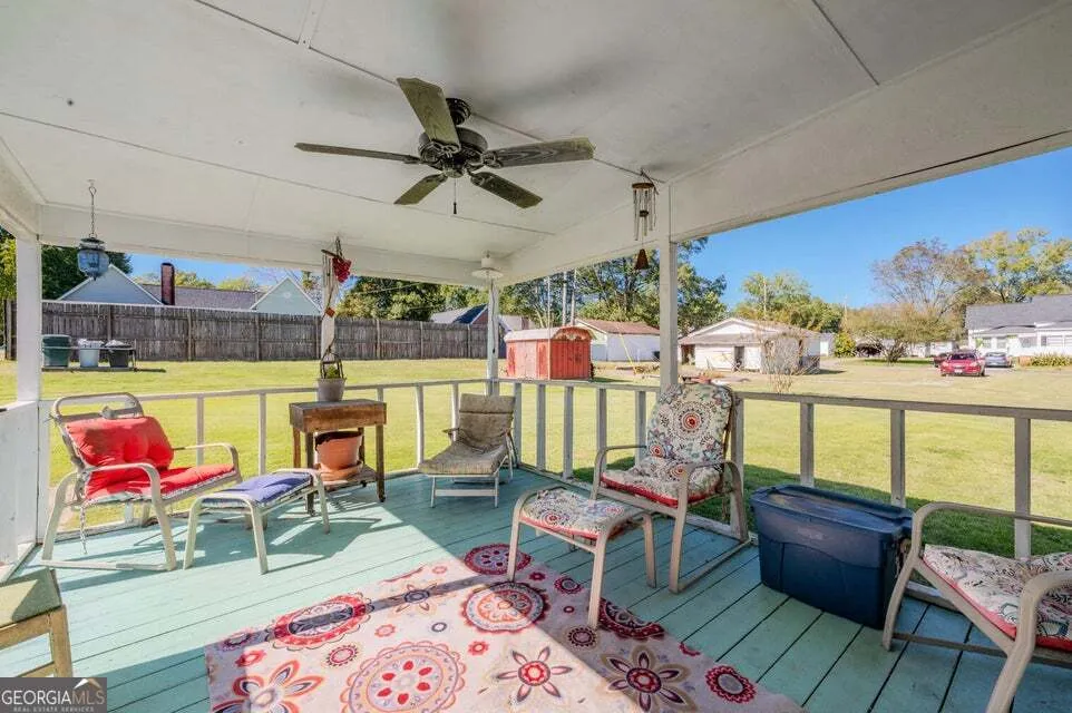 69 Myers AVE Trion, GA 30753
