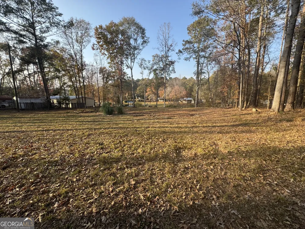 308 River Lake DR Eatonton, GA 31024