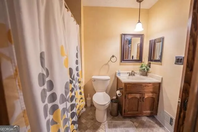200 Mary Lynn LN Fayetteville, GA 30214