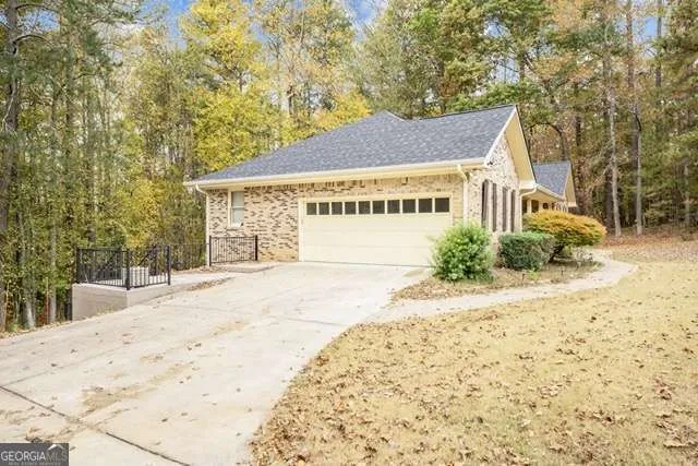 200 Mary Lynn LN Fayetteville, GA 30214