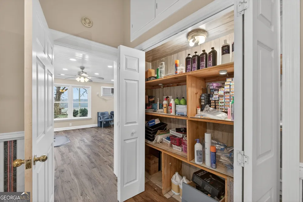 402 Tom Bell RD Milner, GA 30257