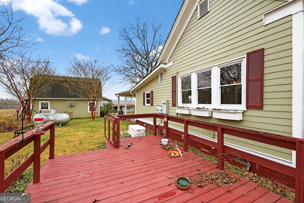 402 Tom Bell RD Milner, GA 30257