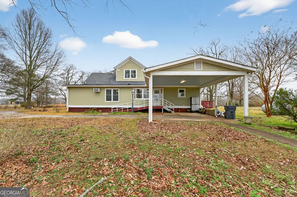 402 Tom Bell RD Milner, GA 30257