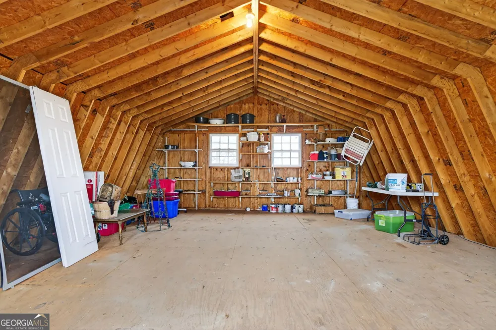 402 Tom Bell RD Milner, GA 30257