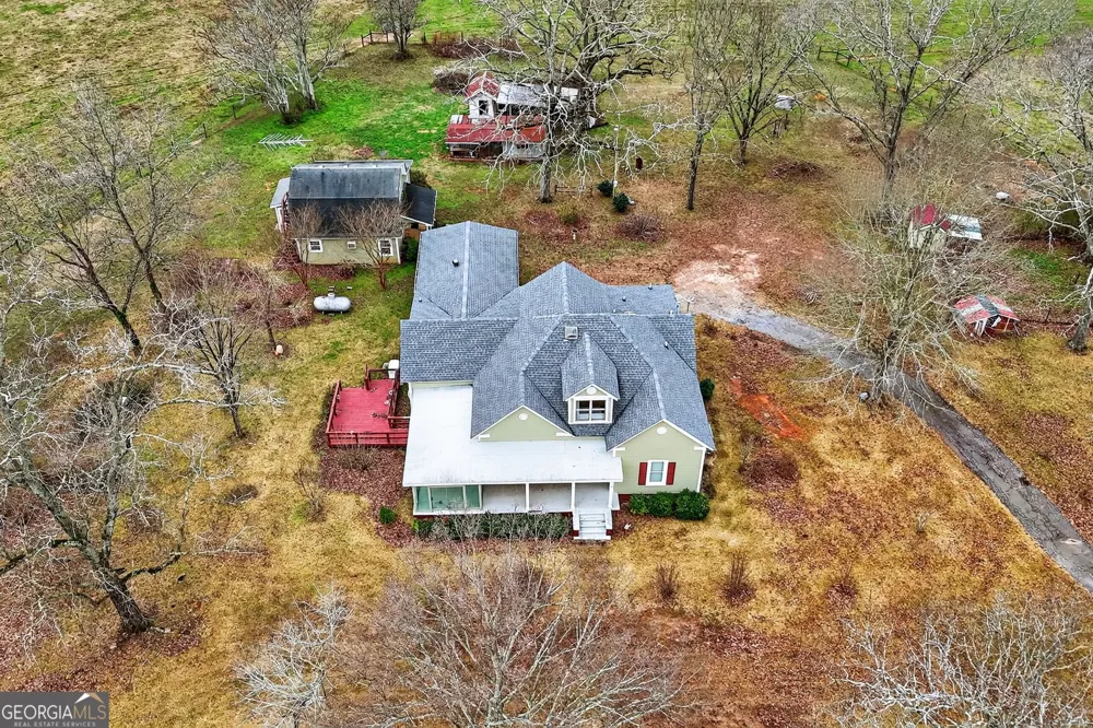 402 Tom Bell RD Milner, GA 30257