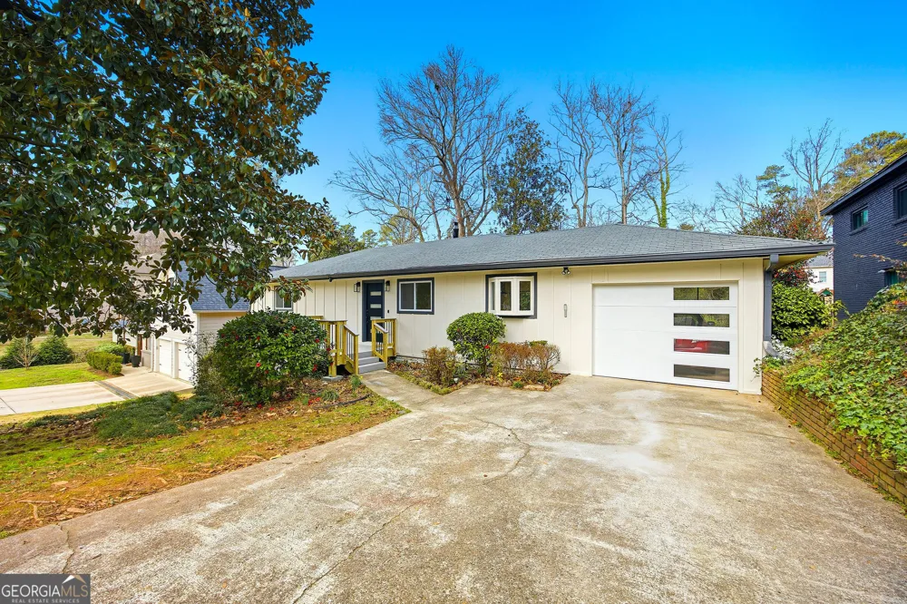 42 W Belle Isle Road