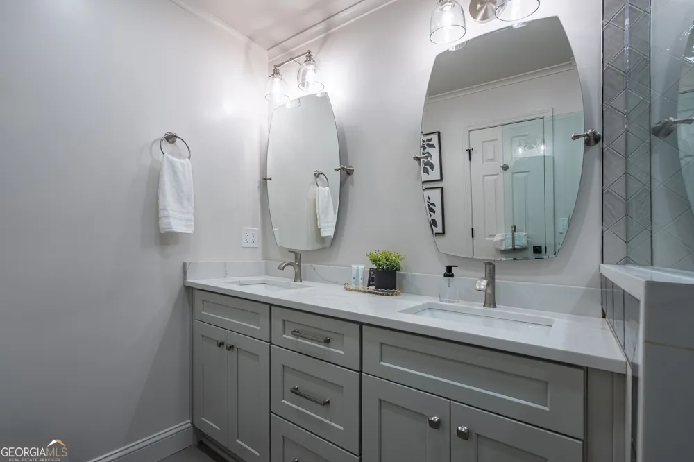 26 Jennifer LN Rydal, GA 30171