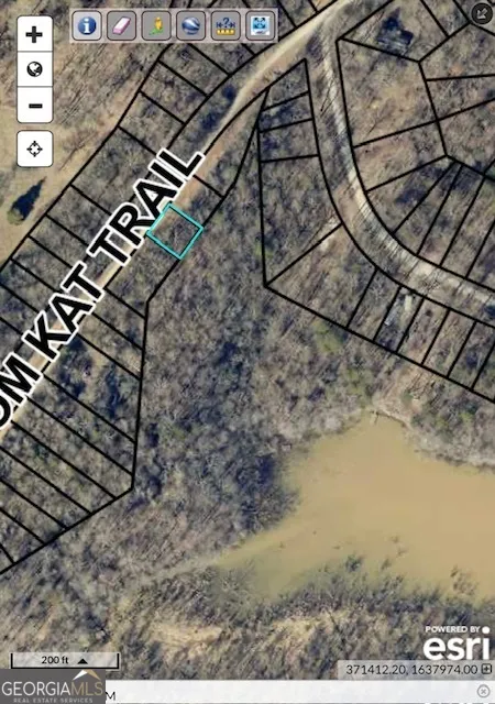 0 Tom Kat Lavonia, GA 30553