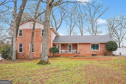 2571 Highland Golf Course DR SE