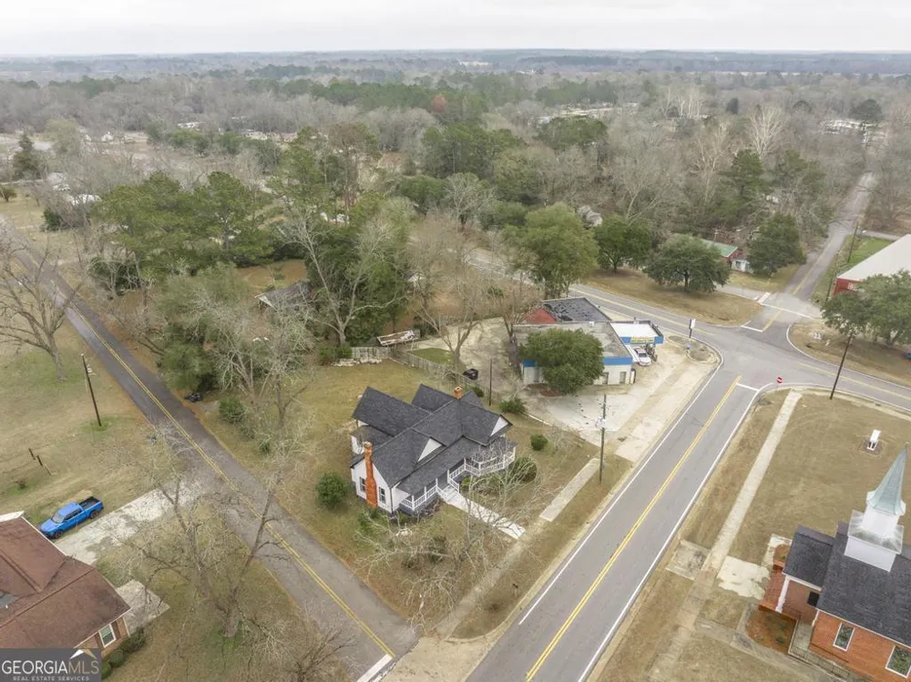 106 N Line ST Dexter, GA 31019