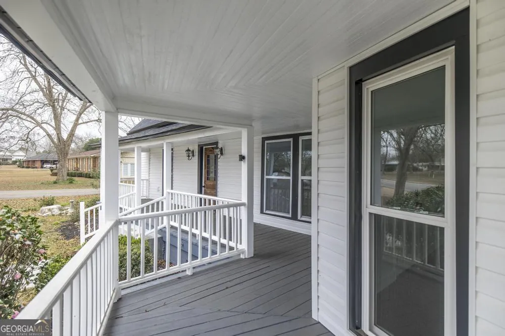 106 N Line ST Dexter, GA 31019