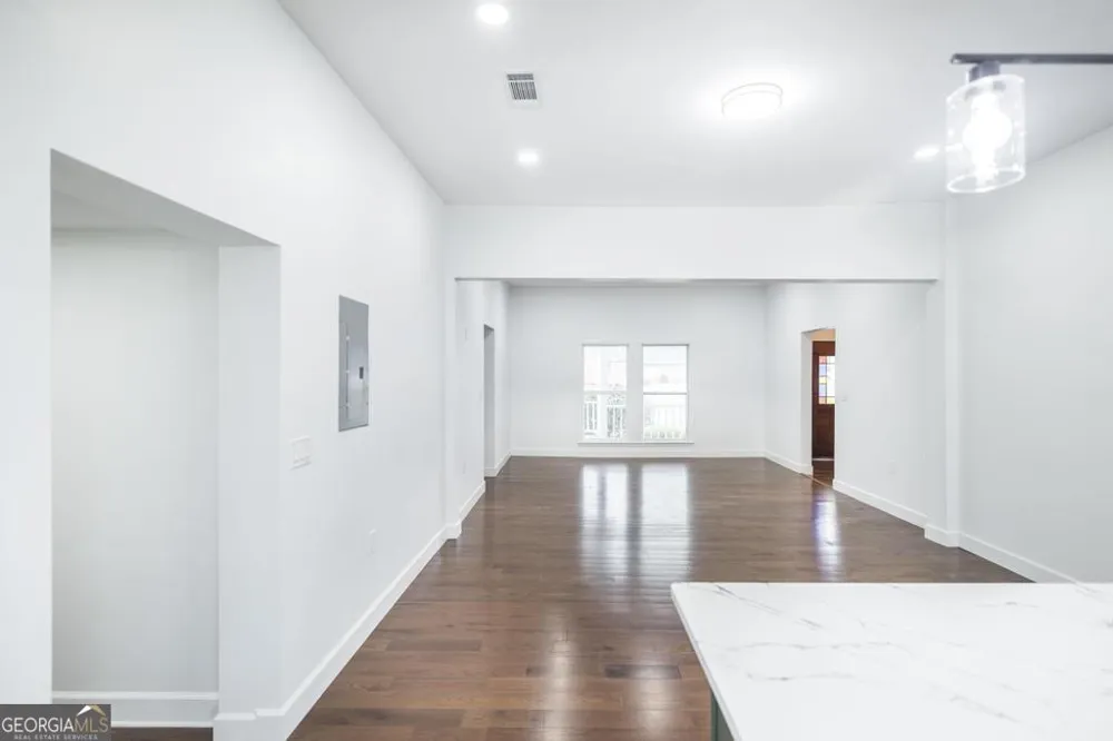 106 N Line ST Dexter, GA 31019