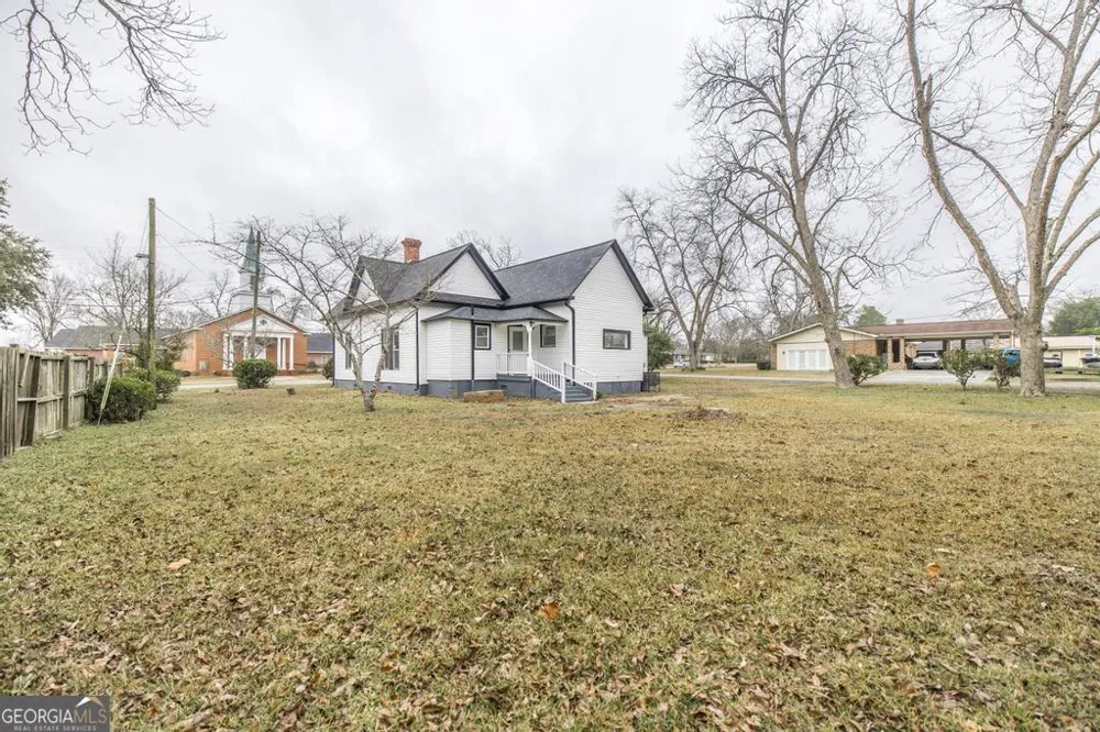 106 N Line ST Dexter, GA 31019