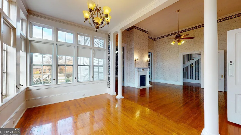 302 W 7th ST Louisville, GA 30434