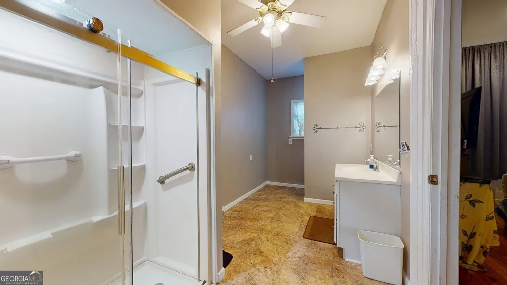 302 W 7th ST Louisville, GA 30434